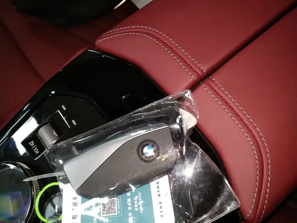 BMW i5 2025 из CN, фото 9