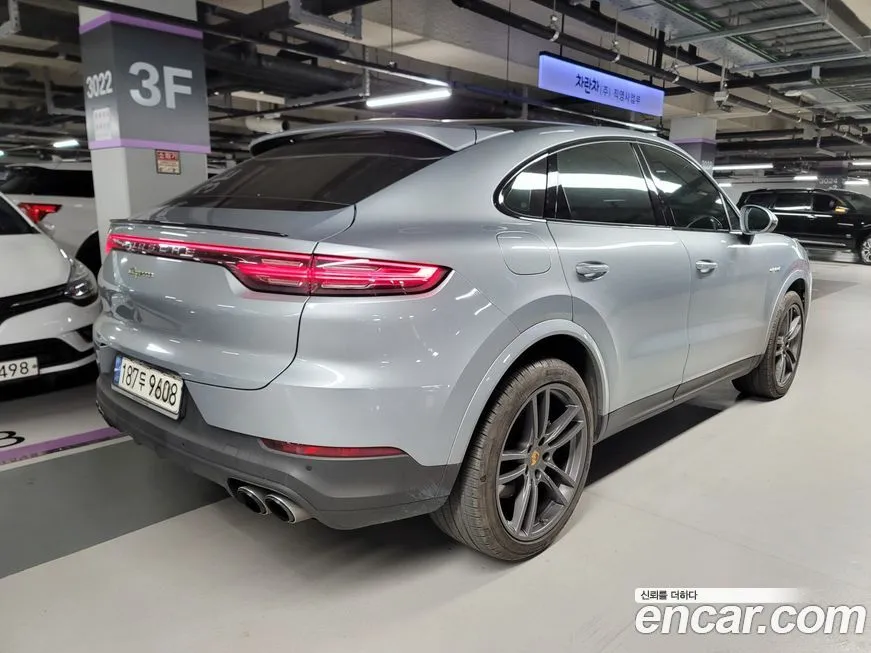 Porsche Cayenne 2021 из KR, фото 2
