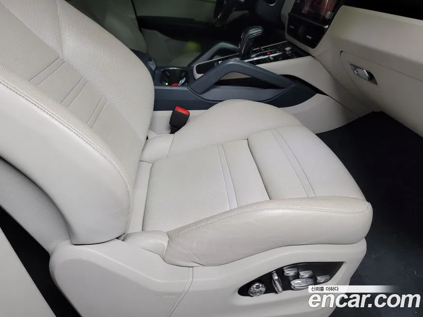 Porsche Cayenne 2021 из KR, фото 8