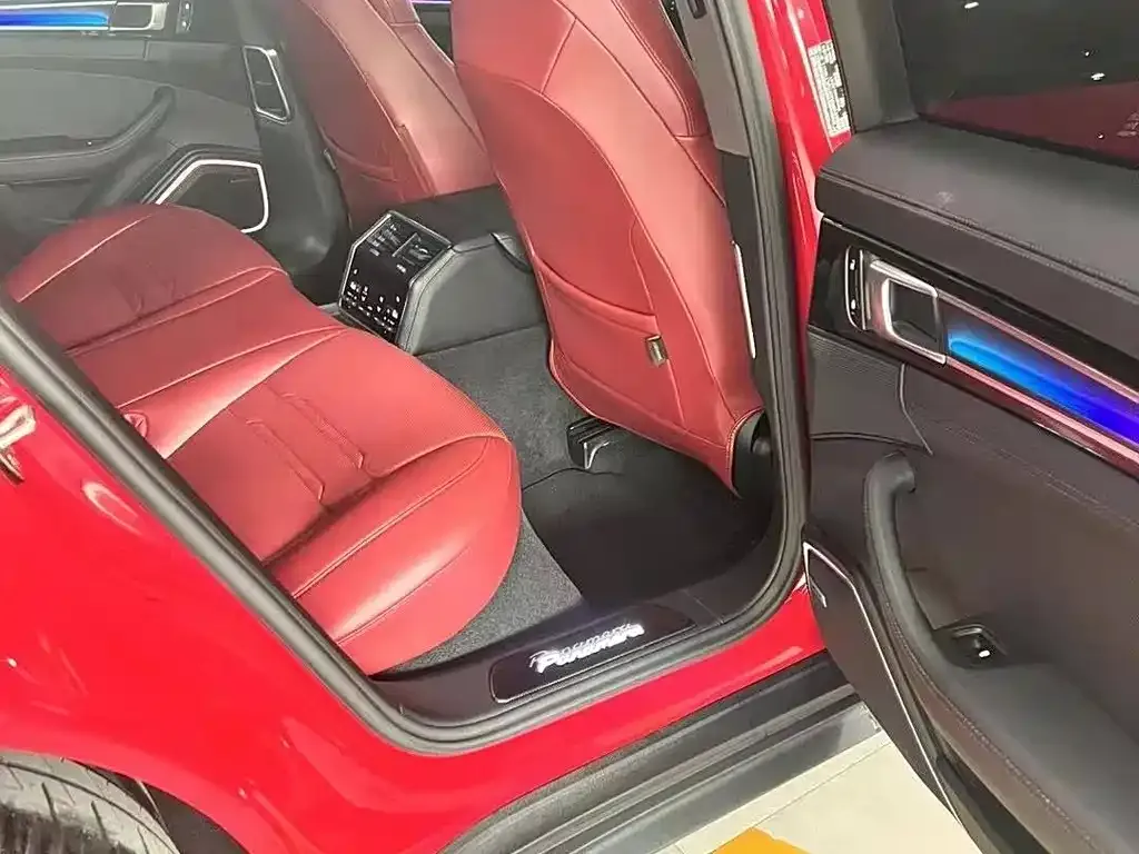 Porsche Panamera 2023 из CN, фото 9