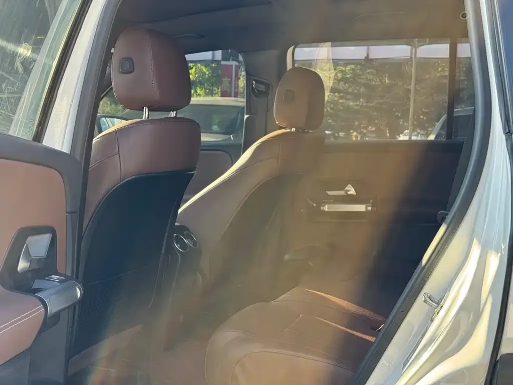 Mercedes-Benz GLB 2022 из CN, фото 8