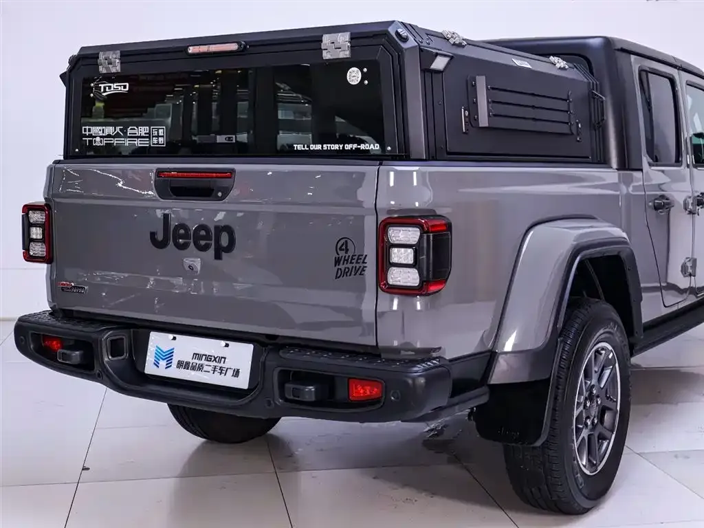 Jeep Gladiator 2024 из CN, фото 8
