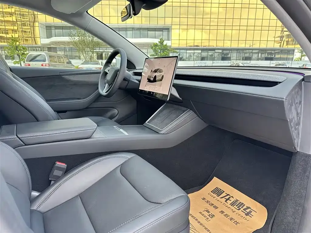 Tesla Model Y 2025 из CN, фото 7