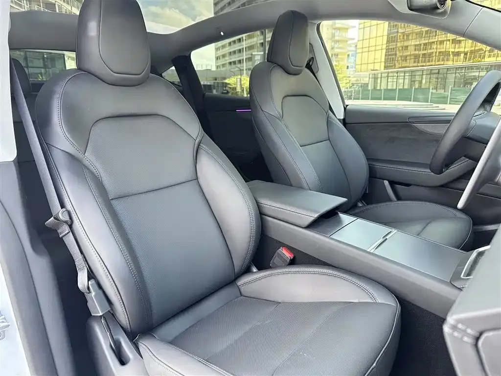 Tesla Model Y 2025 из CN, фото 8