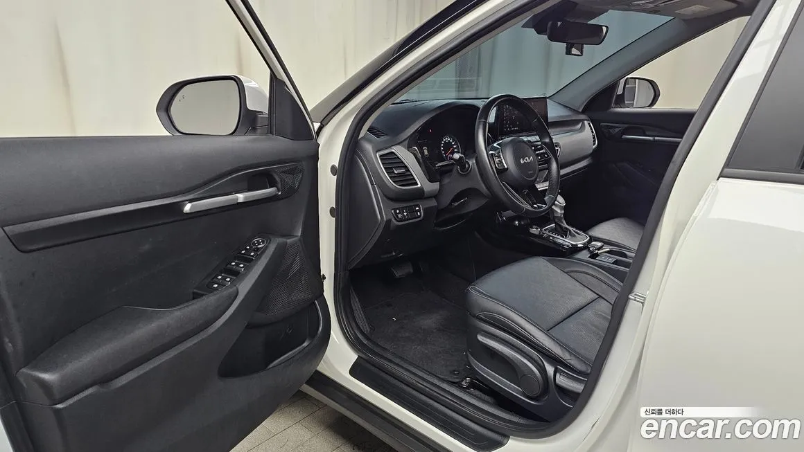 Kia Seltos 2023 из KR, фото 10