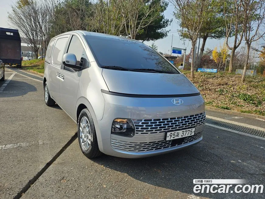 Hyundai Staria 2022 из KR, фото 2