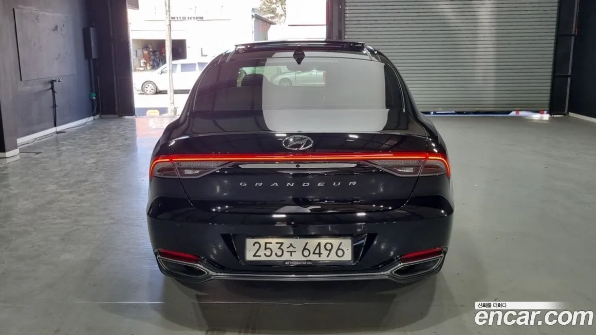 Hyundai Grandeur 2022 из KR, фото 3