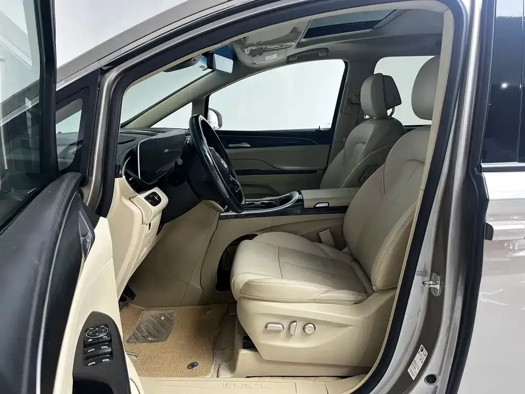 Buick GL8 2023 из CN, фото 6
