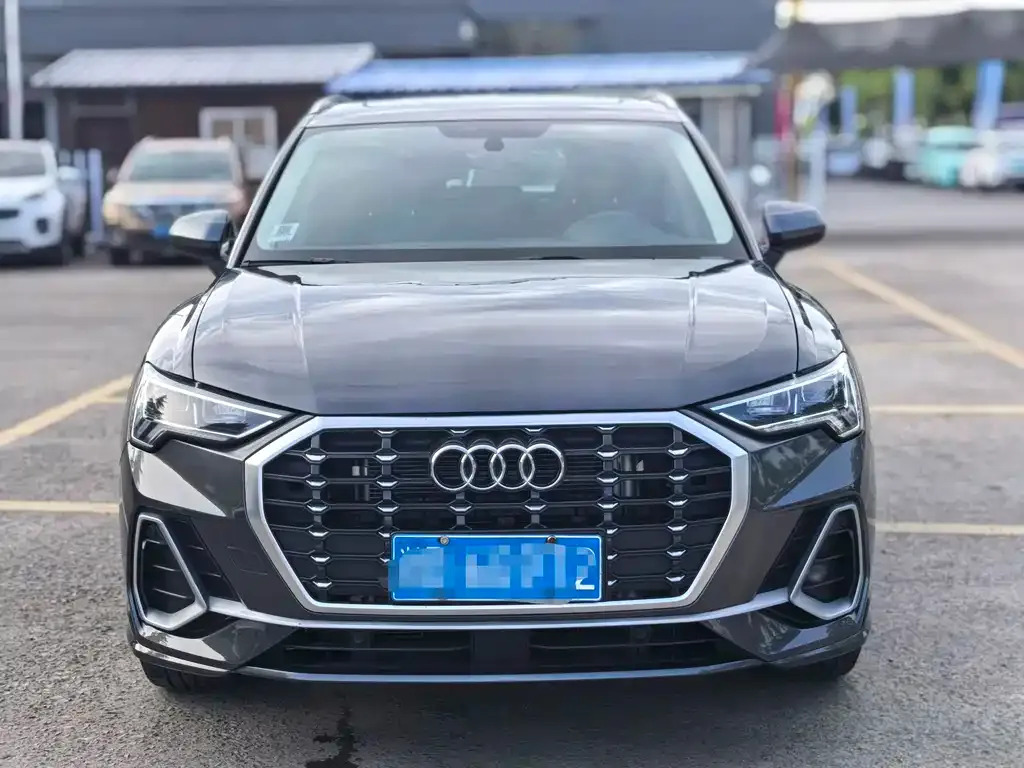 Audi Q3 2021 из CN, фото 4