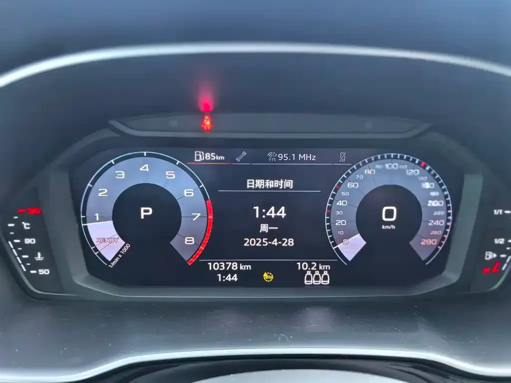 Audi Q3 2021 из CN, фото 8