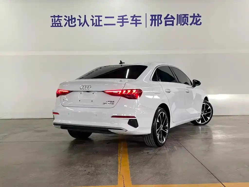 Audi A3 2024 из CN, фото 4