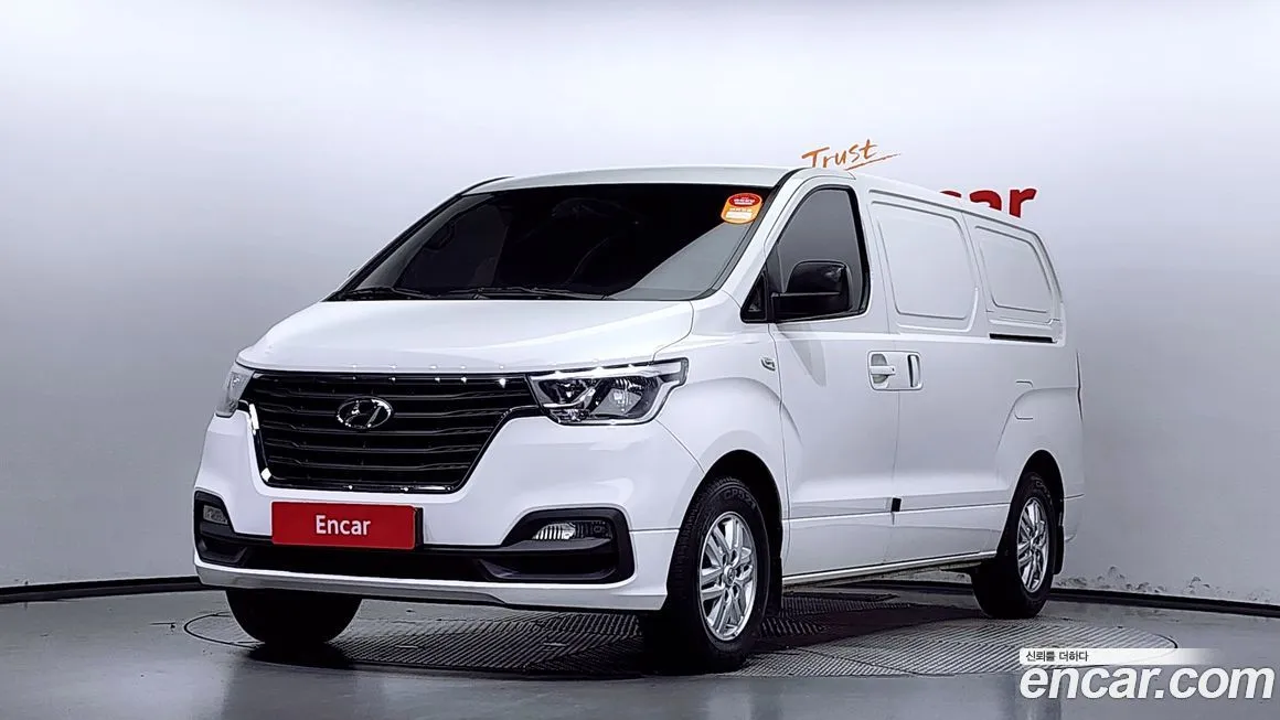 Hyundai Starex 2021 из KR, фото 1