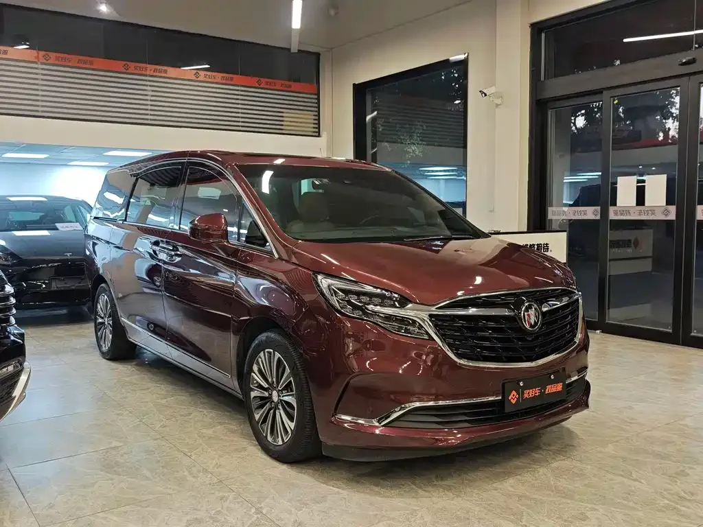 Buick GL8 2022 из CN, фото 2