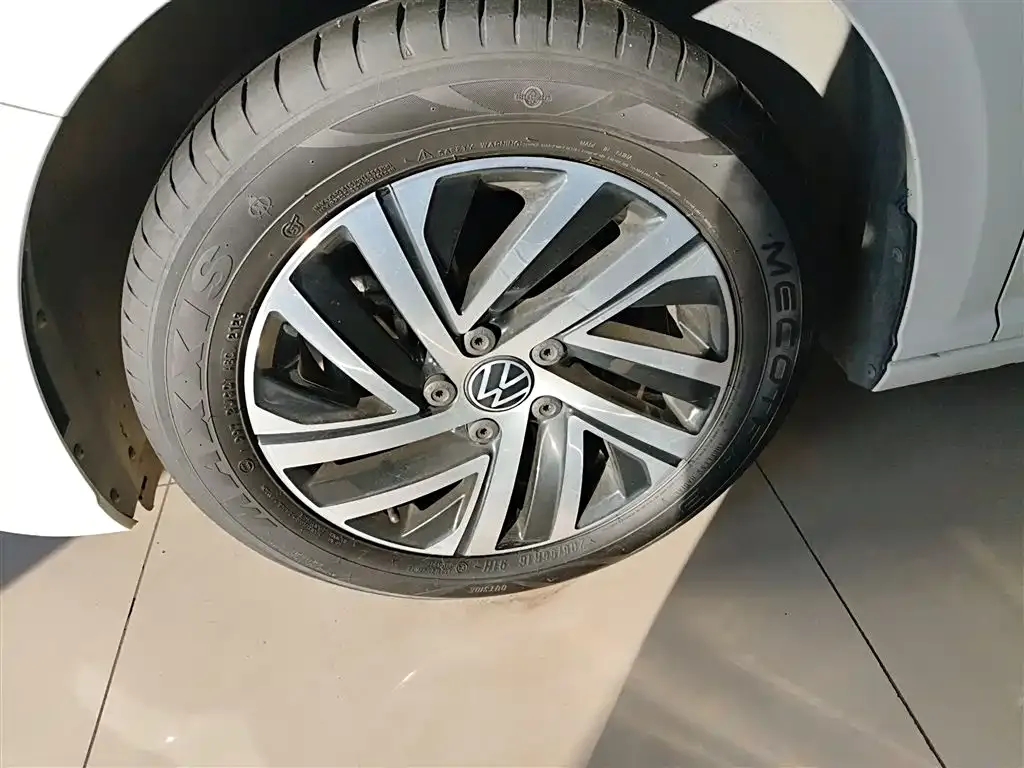 Volkswagen Lavida 2023 из CN, фото 5