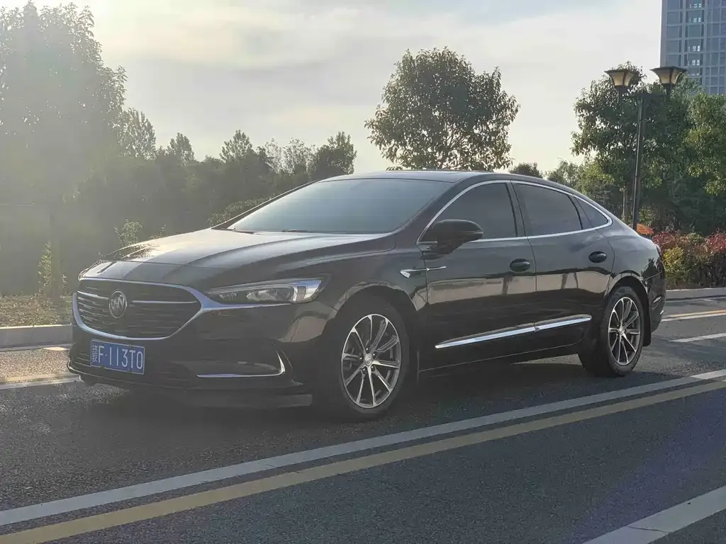 Buick LaCrosse 2021 из CN, фото 1