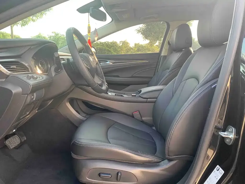 Buick LaCrosse 2021 из CN, фото 7