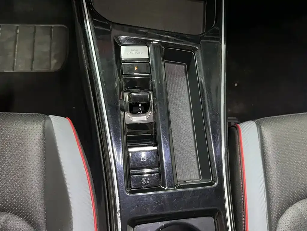 Volkswagen Lamando 2024 из CN, фото 10