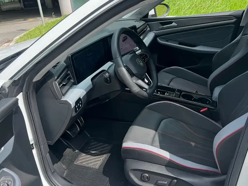 Volkswagen Lamando 2023 из CN, фото 8