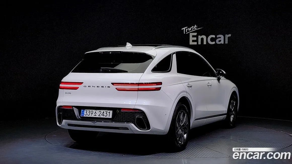 Genesis GV70 2023 из KR, фото 2