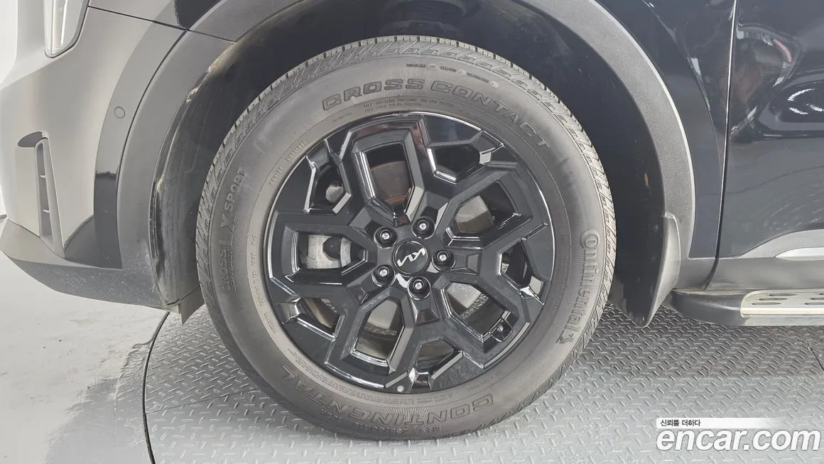 Kia Sorento — фото 5