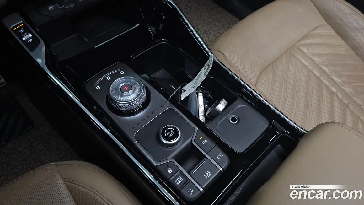 Kia Sorento — фото 9