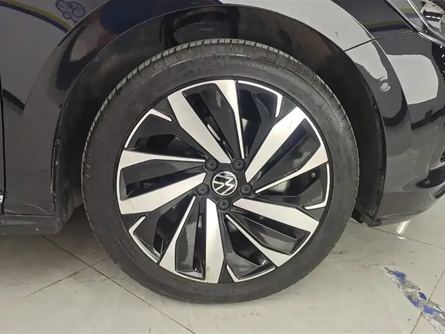 Volkswagen Passat 2024 из CN, фото 6