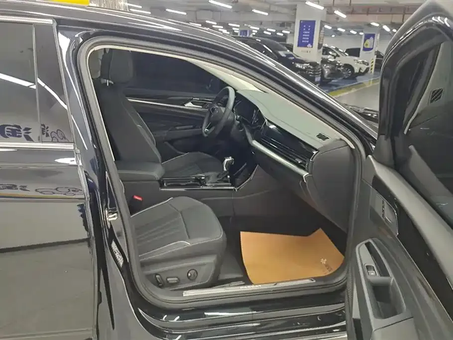 Volkswagen Passat 2024 из CN, фото 8