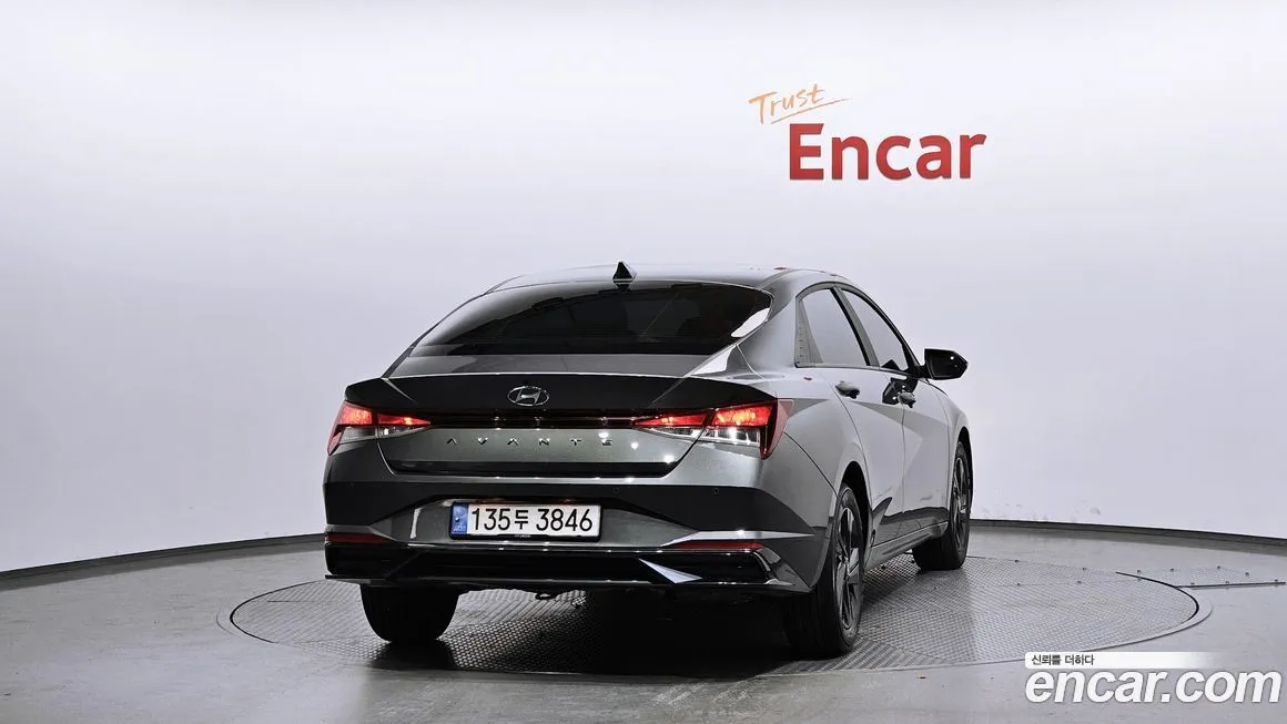 Hyundai AVANTE 2023 из KR, фото 4