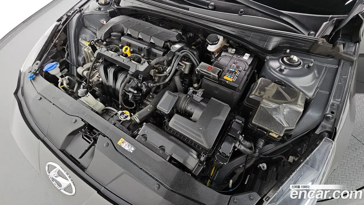 Hyundai AVANTE 2023 из KR, фото 6