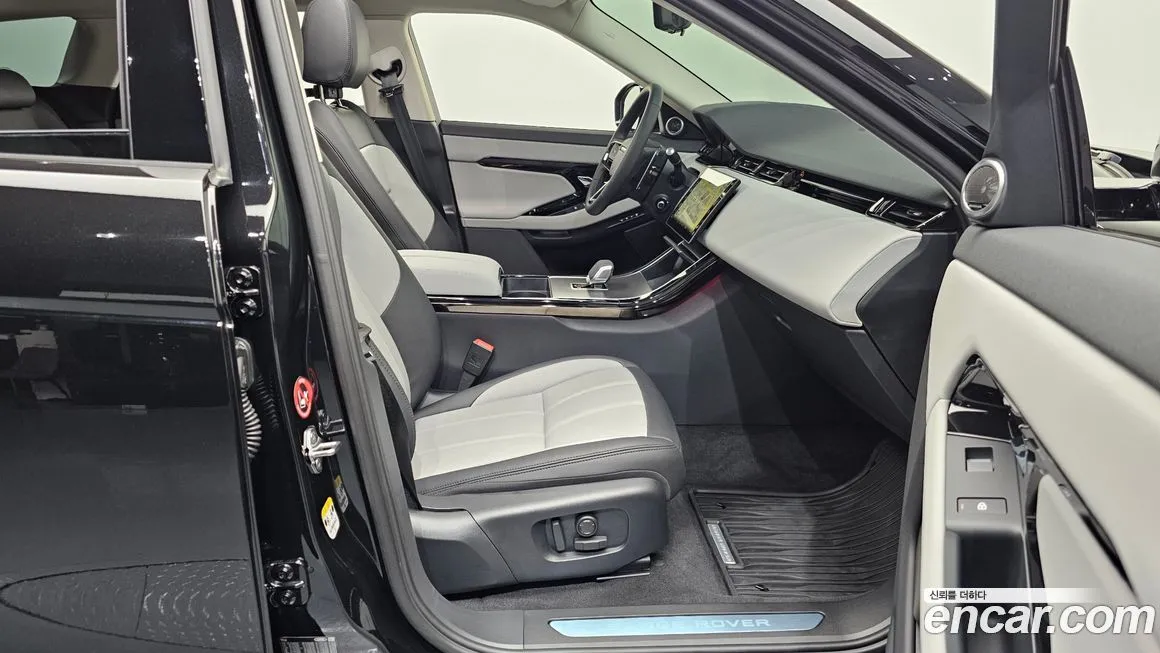 Land Rover Range Rover Evoque 2025 из KR, фото 3
