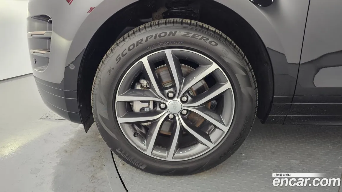 Land Rover Range Rover Evoque 2025 из KR, фото 9