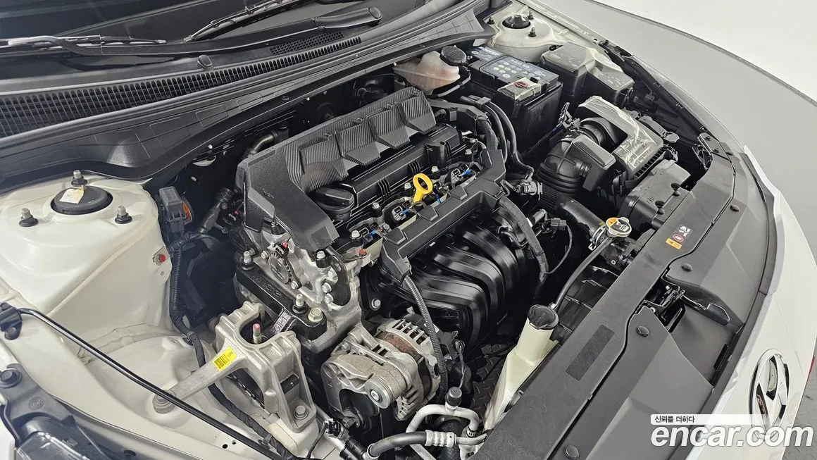 Hyundai AVANTE 2021 из KR, фото 6