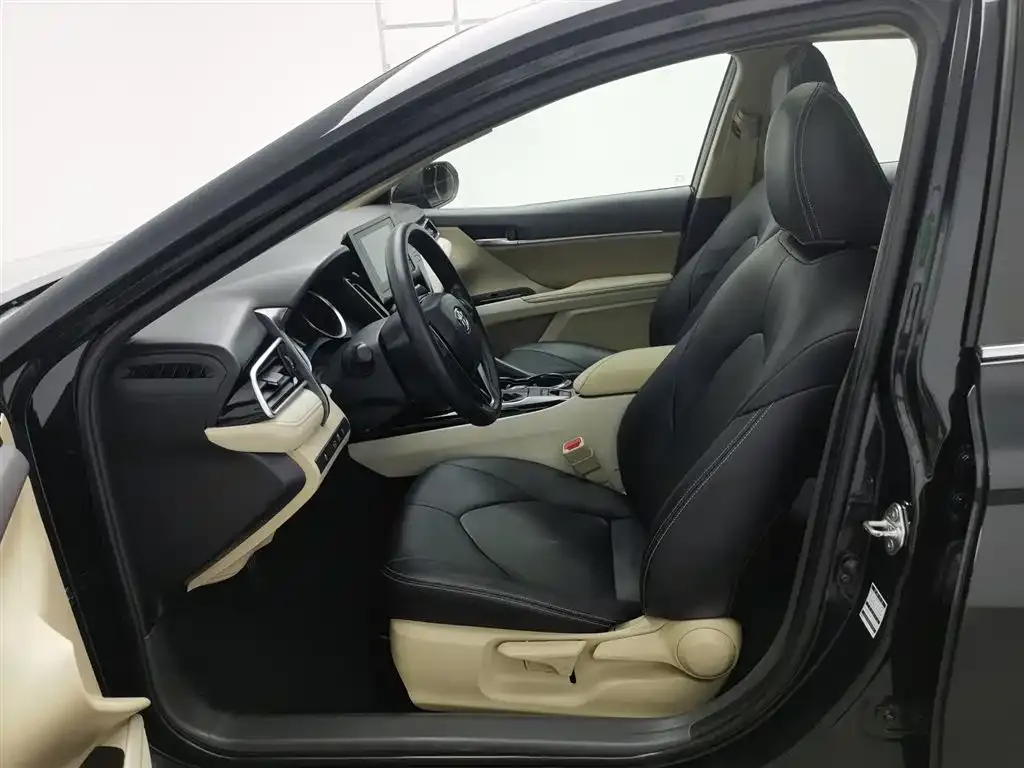 Toyota Camry 2022 из CN, фото 10