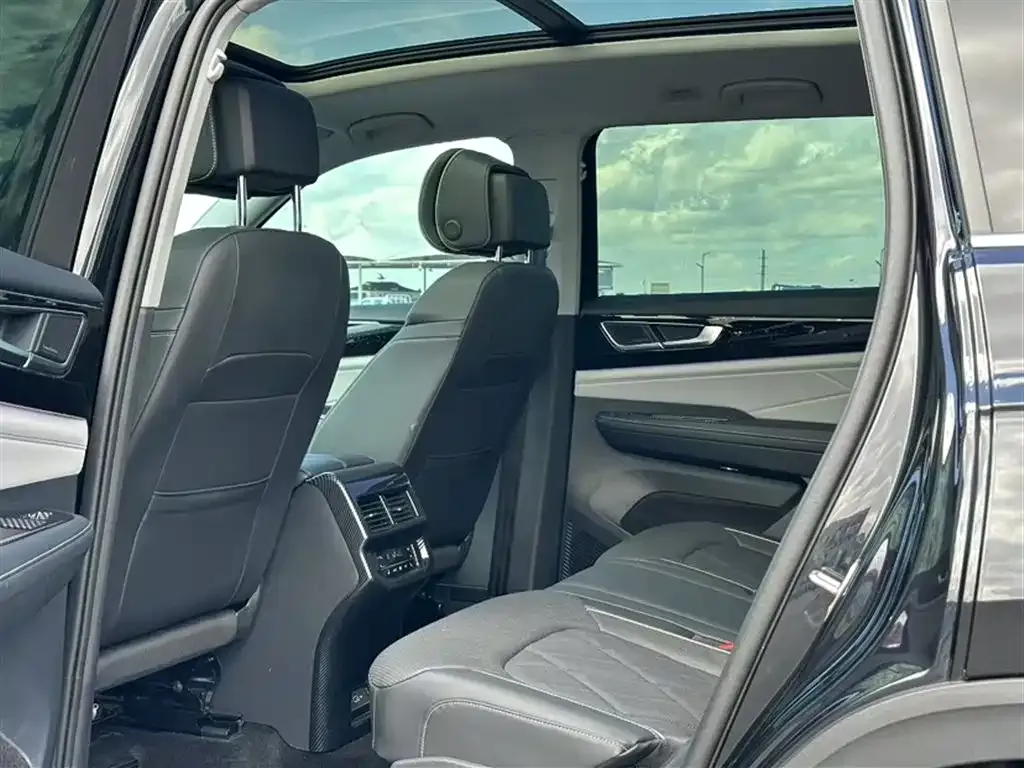 Volkswagen Teramont 2024 из CN, фото 10