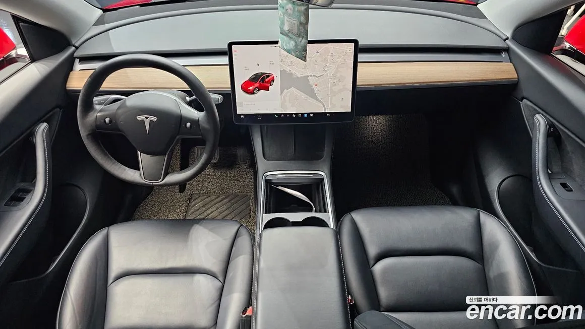Tesla Model Y — фото 7