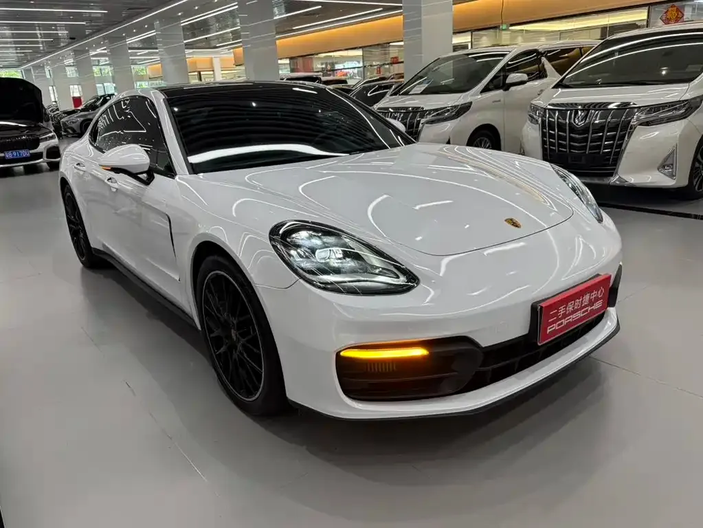 Porsche Panamera 2023 из CN, фото 3