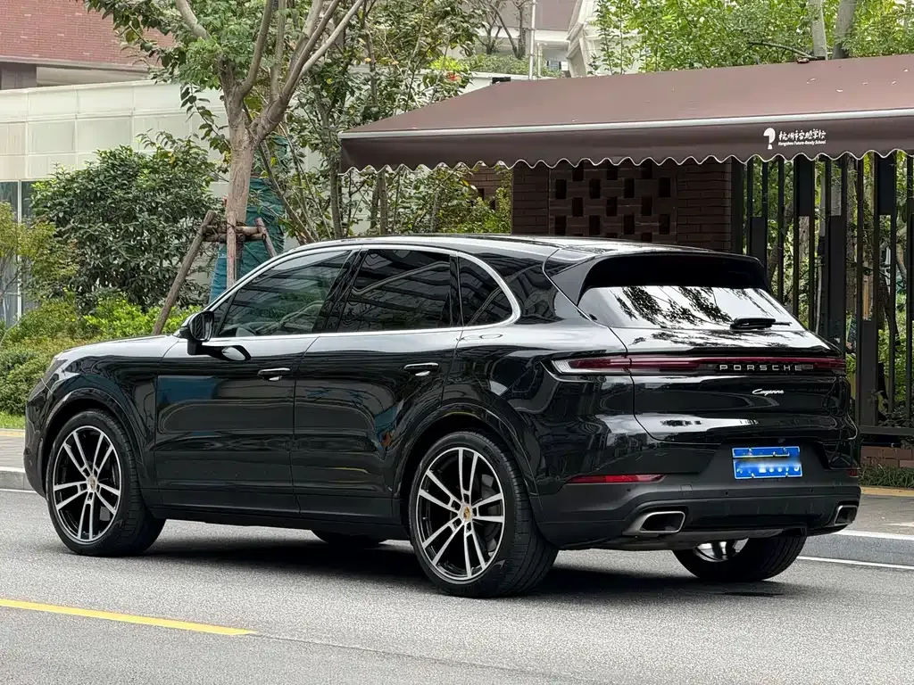 Porsche Cayenne 2024 из CN, фото 4
