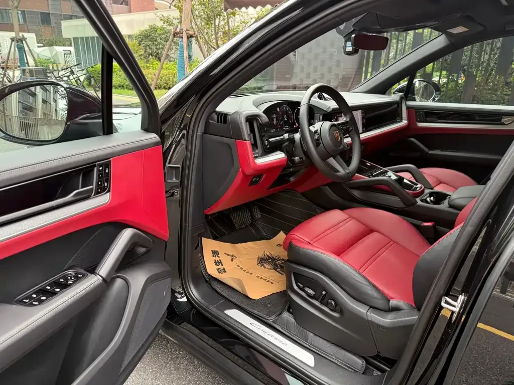 Porsche Cayenne 2024 из CN, фото 7