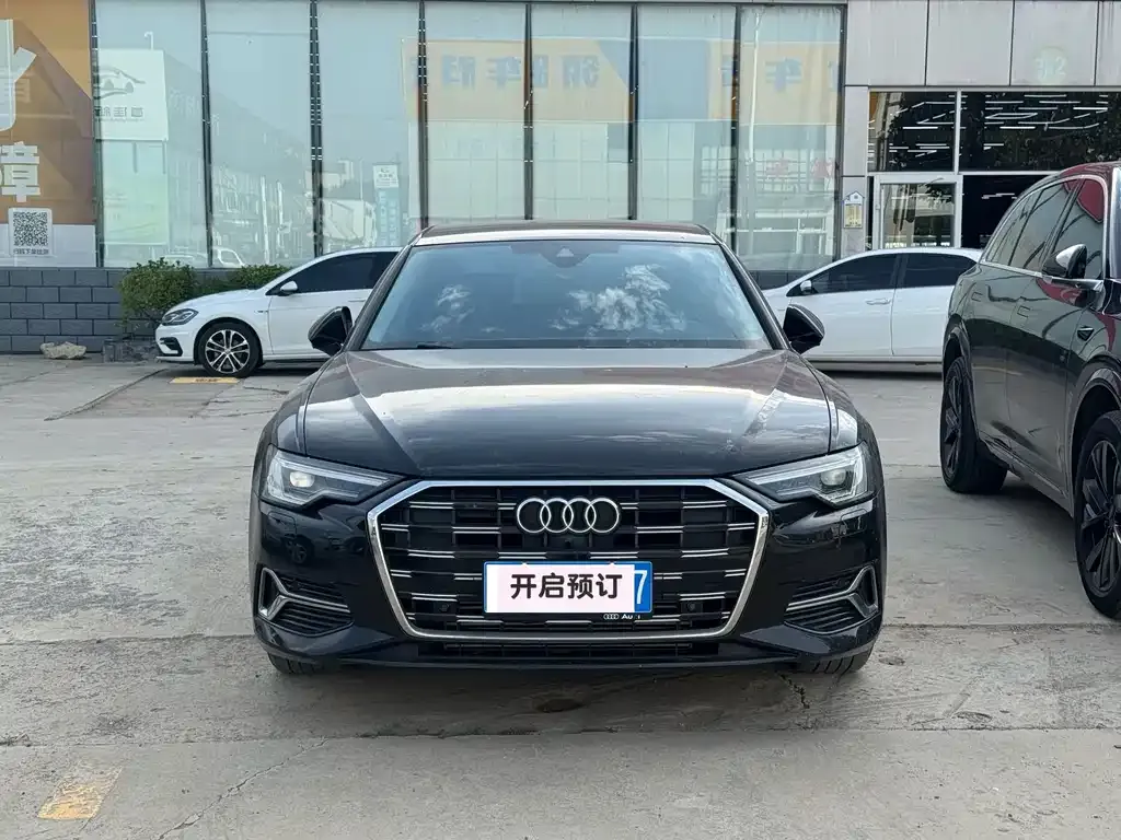Audi A6L 2023 из CN, фото 2