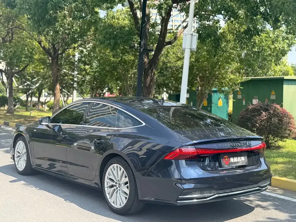 Audi A7 2021 из CN, фото 4