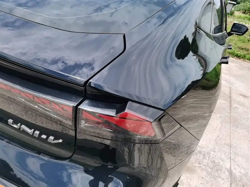 Changan UNI-V 2023 из CN, фото 8