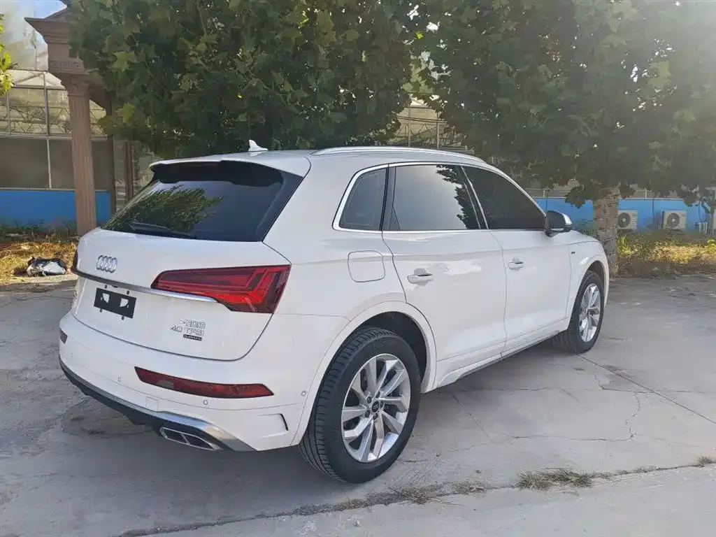 Audi Q5L 2022 из CN, фото 4