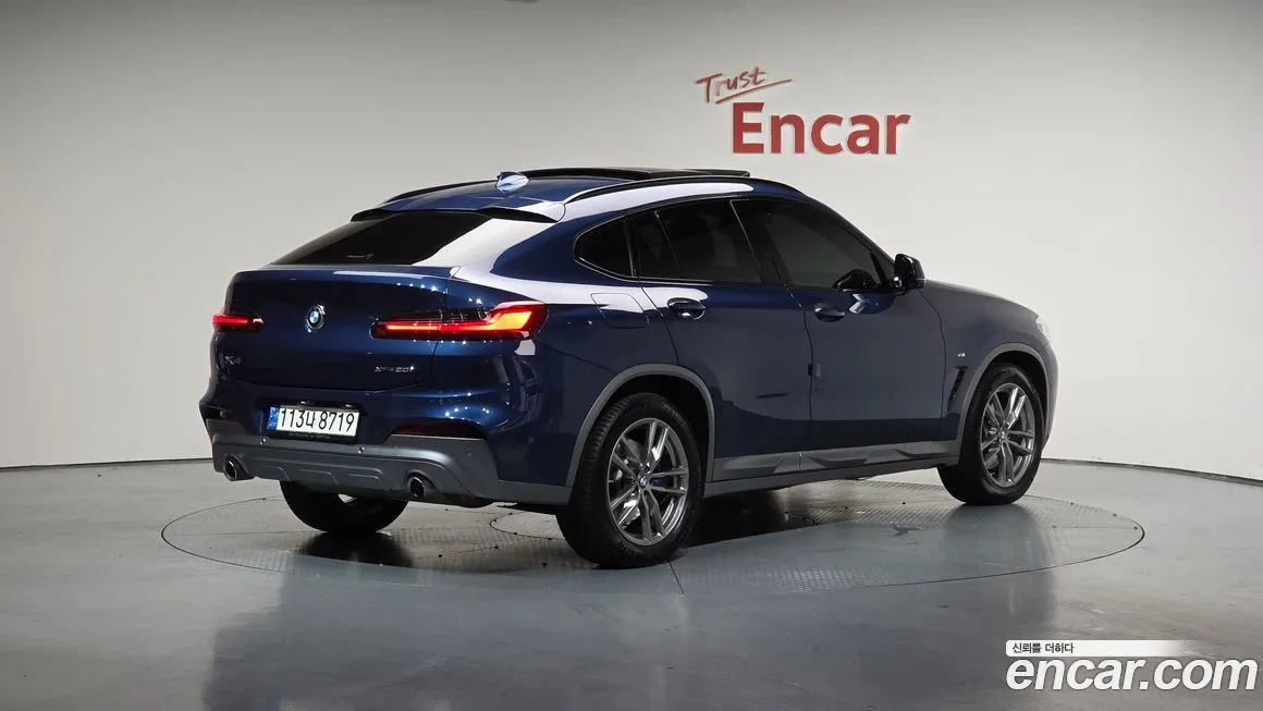 BMW X4 2021 из KR, фото 2