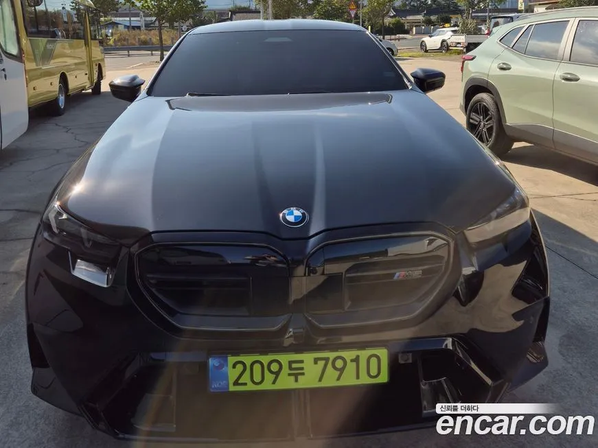 BMW M5 2025 из KR, фото 1