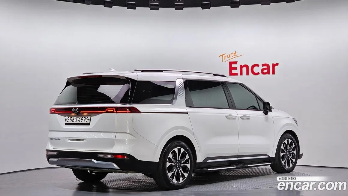 Kia Carnival 2021 из KR, фото 2