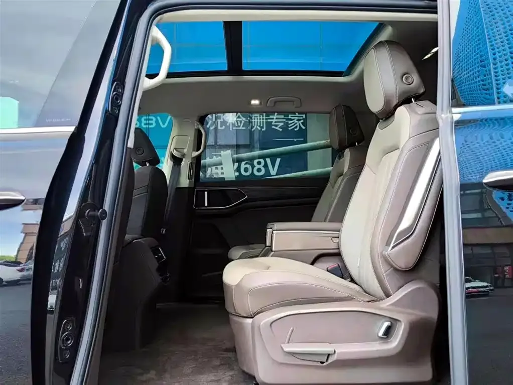Volkswagen Viloran 2023 из CN, фото 10