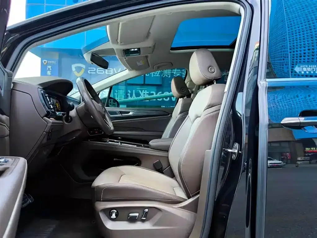 Volkswagen Viloran 2023 из CN, фото 9