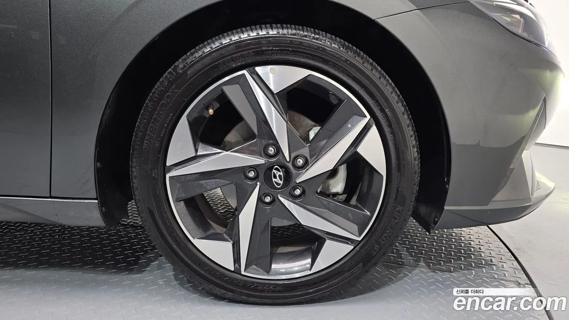 Hyundai AVANTE 2021 из KR, фото 5