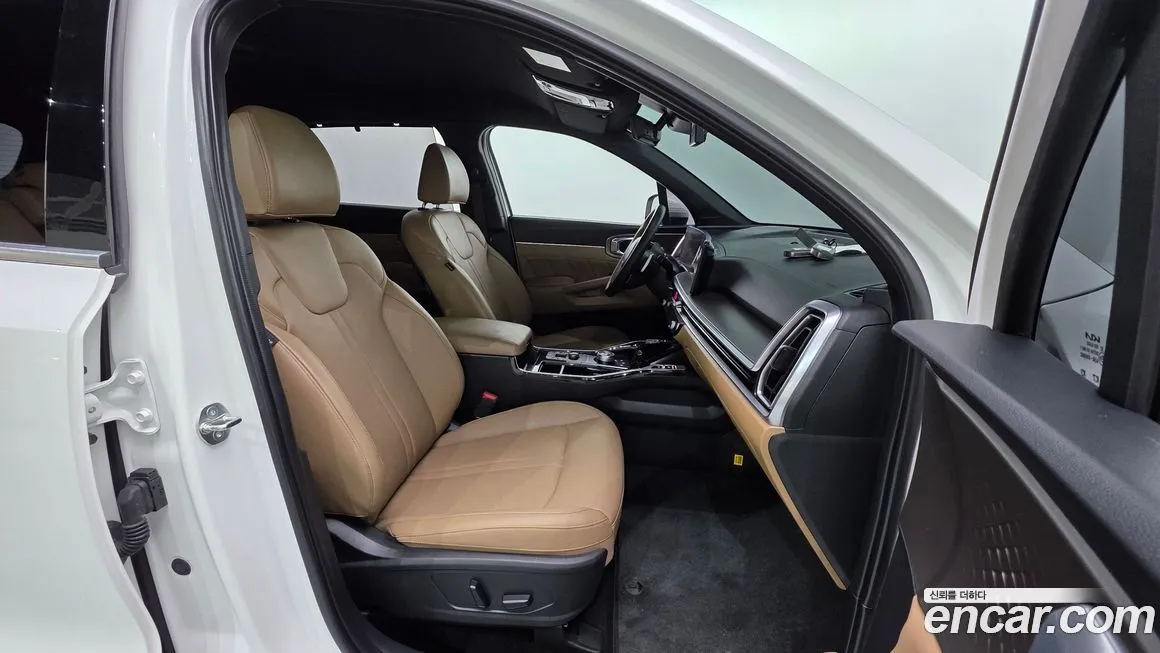 Kia Sorento — фото 10