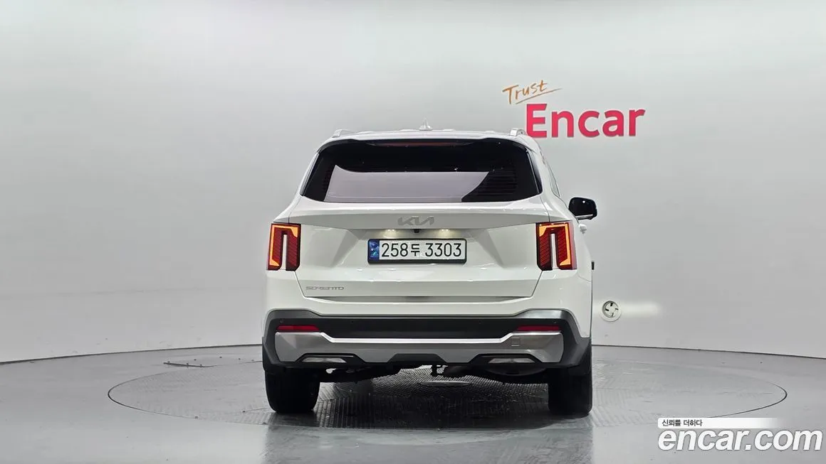 Kia Sorento — фото 4